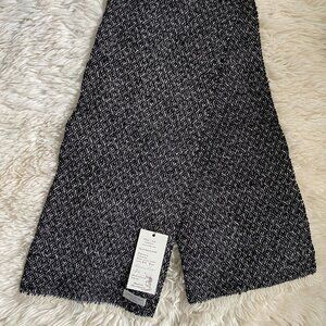 Hillary L. Steel Handwoven scarf